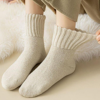 💕Hot sale 50% OFF🔥Women's Wool Mid-Calf Socks