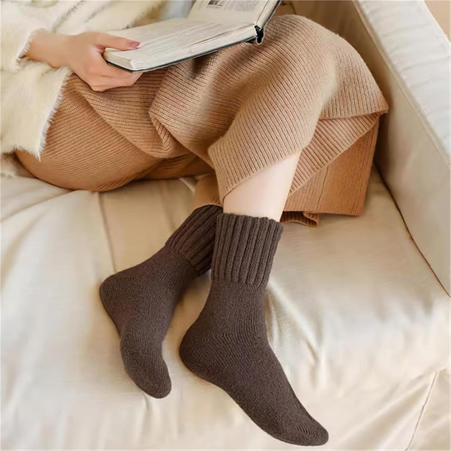 💕Hot sale 50% OFF🔥Women's Wool Mid-Calf Socks